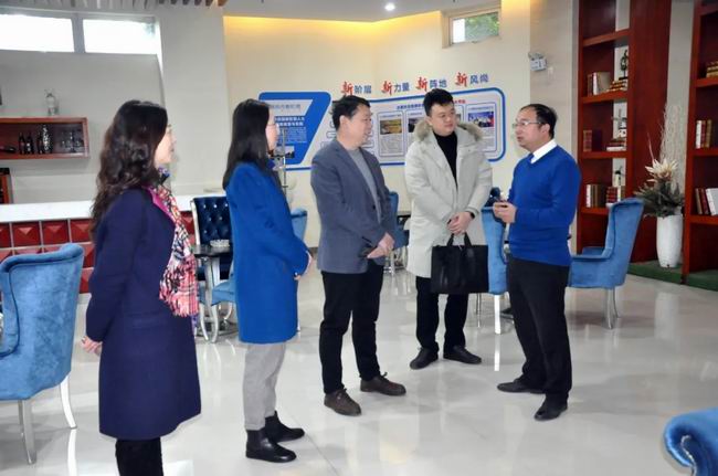 1609306955143712.jpg 640.webp (1).jpg